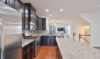 41686 MCMONAGLE Sq, Aldie, VA 20105