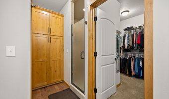8436 E Snowy Ln, Athol, ID 83801