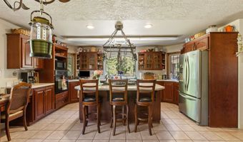 913 STARVEOUT CREEK Rd, Azalea, OR 97410