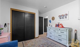 204 W Kerby St, Cascade, ID 83611