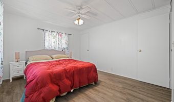527 Egret Cir, Barefoot Bay, FL 32976