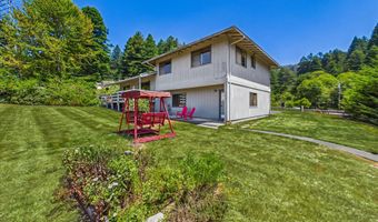 2361 Buttermilk Ln, Arcata, CA 95521