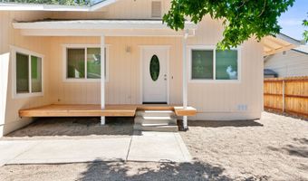 2445 Toyon St, Anderson, CA 96007