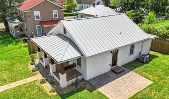 802 Amherst Ave, Altavista, VA 24517