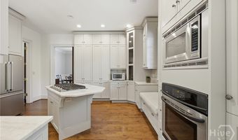221 Hamilton Rd, Athens, GA 30606