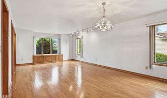 1657 Wake Robin Ct, Ann Arbor, MI 48103