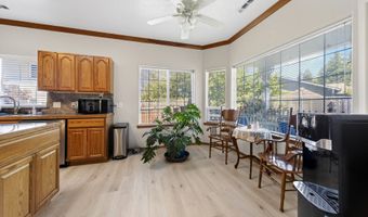 517 ROSICHELLI Dr, Brookings, OR 97415