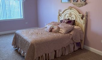 1210 N Foxdale Dr 109, Addison, IL 60101