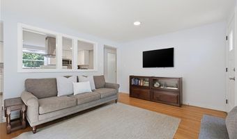 15 Austin Dr, Cumberland, RI 02864