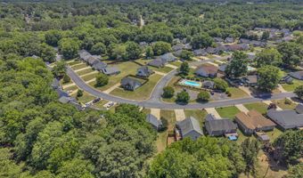693 Cotton Branch Dr, Boiling Springs, SC 29316