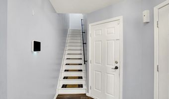 8426 Fort Sumter Dr, Indianapolis, IN 46227