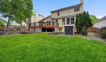 305 Oak Top Ct, Ballwin, MO 63021