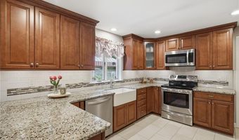 19 Mount Hygeia Rd, Foster, RI 02825