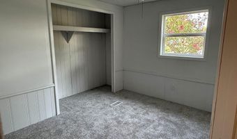 466 E Maple St, Berne, IN 46711