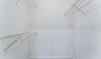 20901 CEDARPOST Sq 101, Ashburn, VA 20147