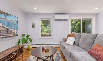 46 Stone Gate Dr, North Kingstown, RI 02852