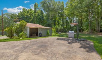 110 Dean St, Belton, SC 29627