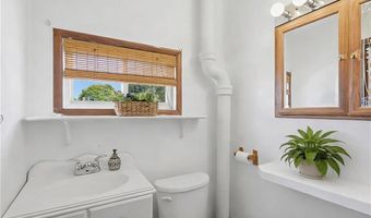 76 Sabra St, Cranston, RI 02910