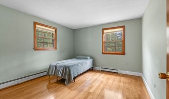 11 Farrwood Dr, Andover, MA 01810