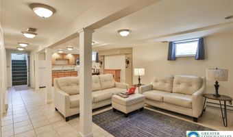 1635 E Emmaus Ave, Allentown, PA 18103