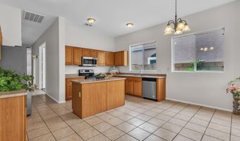 790 W CHERRYWOOD Dr, Chandler, AZ 85248