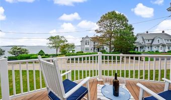 20 Roxbury Rd, Narragansett, RI 02882