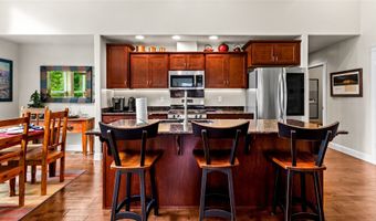 28 Crossbuck Trl, Bigfork, MT 59911