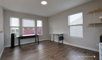 862 Heartland Park Ln, Antioch, IL 60002