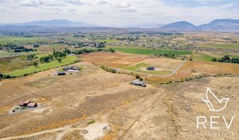 21 Tailwinds Dr, Cody, WY 82414