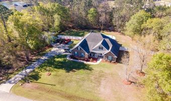 110 Lake Ridge Dr, Baxley, GA 31513