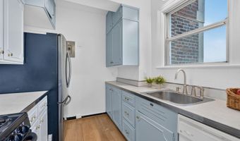 4000 CATHEDRAL Ave NW 842B, Washington, DC 20016