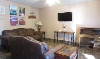 904 S 10th St Ct, Artesia, NM 88210