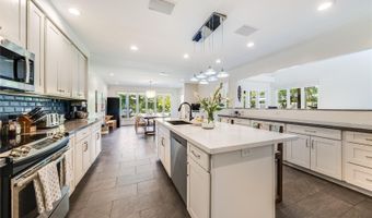 1319 Mokulua Dr, Kailua, HI 96734