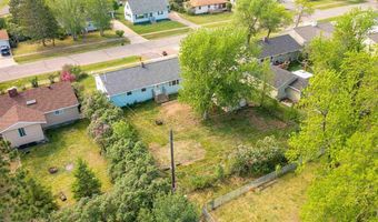 14 Dogwood Blvd, Babbitt, MN 55706