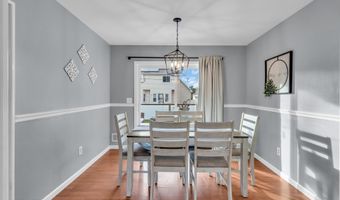 808 Sunset Rd, Beachwood, NJ 08722