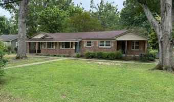 208 East St, Batesville, MS 38606