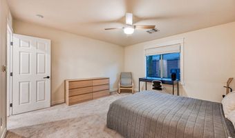 5571 Bethany Bend Dr, Las Vegas, NV 89135