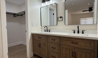 6703 E Calle De Las Estrellas 1, Cave Creek, AZ 85331