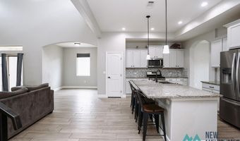 3721 Sapphire Dr, Carlsbad, NM 88220