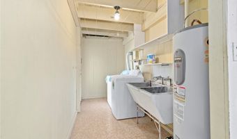 1392 Kahili St, Kailua, HI 96734