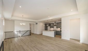 6804 Snowy Owl Ln, Affton, MO 63123