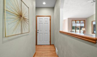 3302 E FALLCREEK Ln, Appleton, WI 54913