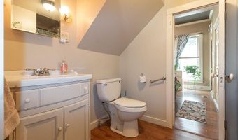 703 Jersey St, Baldwin City, KS 66006