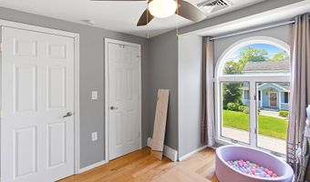 45 Compton St, Belford, NJ 07718