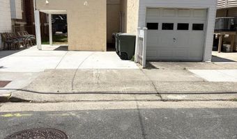 25 N Aberdeen Pl, Atlantic City, NJ 08401