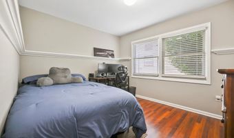 149 Idlewild Ln, Aberdeen, NJ 07747