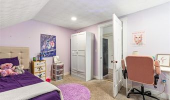 27 Dean Ave, Johnston, RI 02919