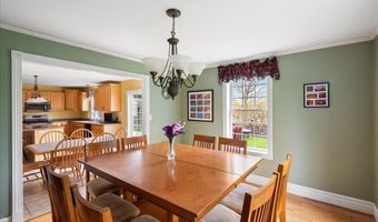 34 Goldsbury Woods Rd, Barre, VT 05641