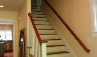 2 Parker Farm Ln, Amherst, NH 03031