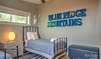 12 Upstream Way, Asheville, NC 28806